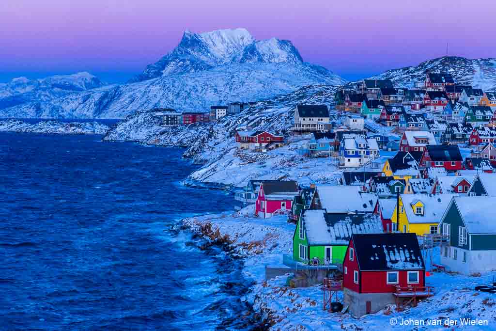 Schemering over Nuuk